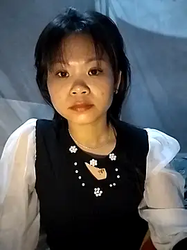 LinhNa999 online show from February 16, 1:35 am