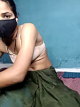 Snapshot of Naughty-Mayaa chatting on October 28, 5:22 am Naughty-Mayaa online show from October 28, 5:22 am