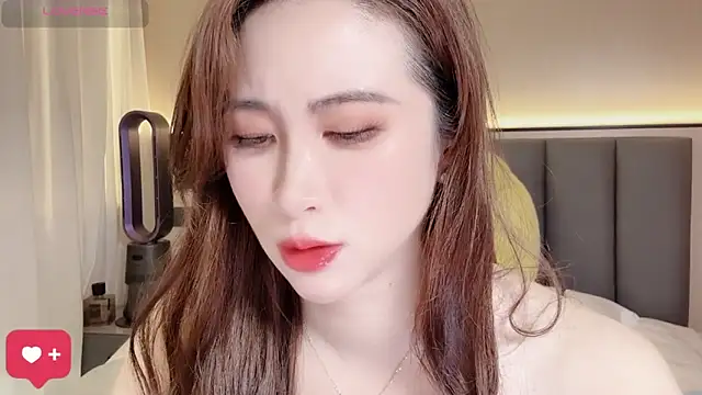 Snapshot of wuyueaini chatting on April 15, 5:25 am wuyueaini online show from April 15, 5:25 am