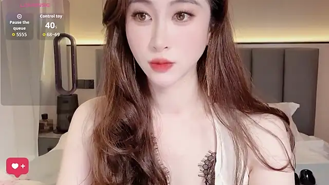 Snapshot of wuyueaini chatting on April 26, 6:22 am wuyueaini online show from April 26, 6:22 am