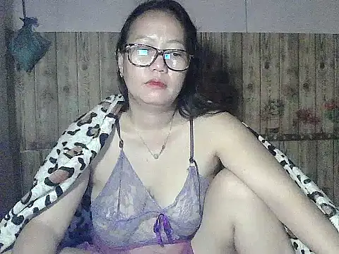 Pinay BigTits69 online show from February 17, 8:04 pm