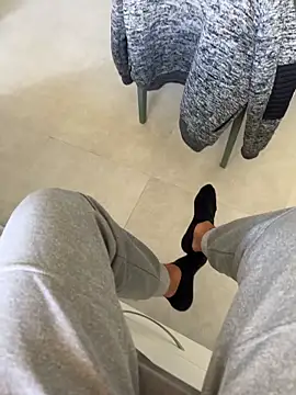 Manu97k online show from March 21, 10:31 am