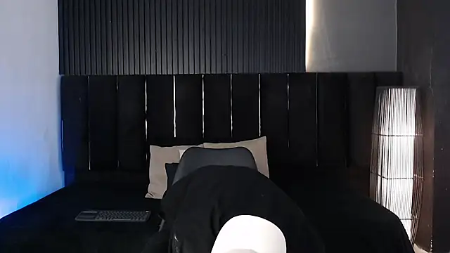 Snapshot of Dominic_ghost chatting on March 3, 1:12 am Dominic ghost online show from March 3, 1:12 am