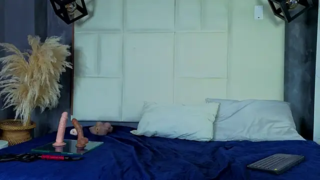 Liam forest  online show from February 6, 5:12 am