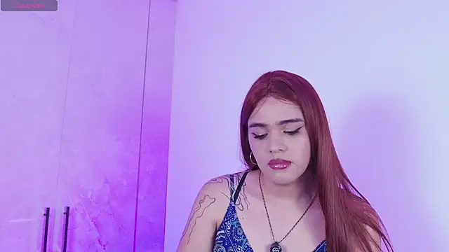 Snapshot of lizzywindsor chatting on January 10, 9:52 pm lizzywindsor online show from January 10, 9:52 pm