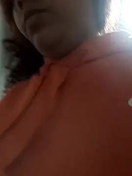 Snapshot of Daila_Lucia chatting on February 19, 12:12 pm Daila Lucia online show from February 19, 12:12 pm