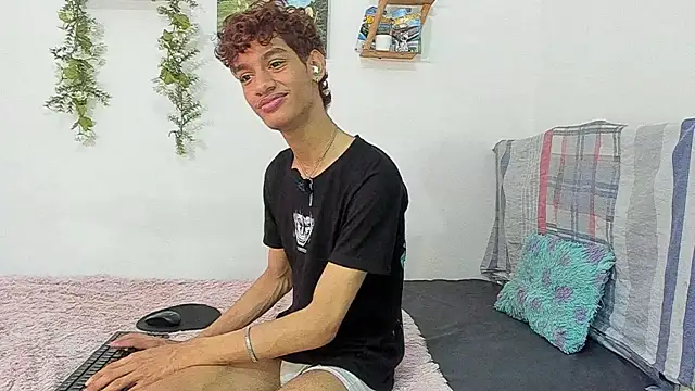 Peterfrost19 online show from November 7, 3:23 pm