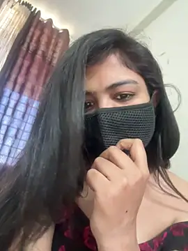 Snapshot of Theindian_Barbie chatting on April 25, 7:33 am Theindian Barbie online show from April 25, 7:33 am