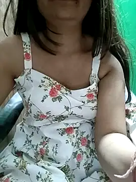 Snapshot of Vaani_Actress chatting on April 25, 2:14 am Vaani Actress online show from April 25, 2:14 am