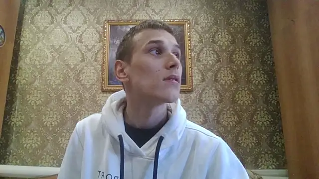 Snapshot of your___honeyy chatting on September 10, 12:16 pm your honeyy online show from September 10, 12:16 pm