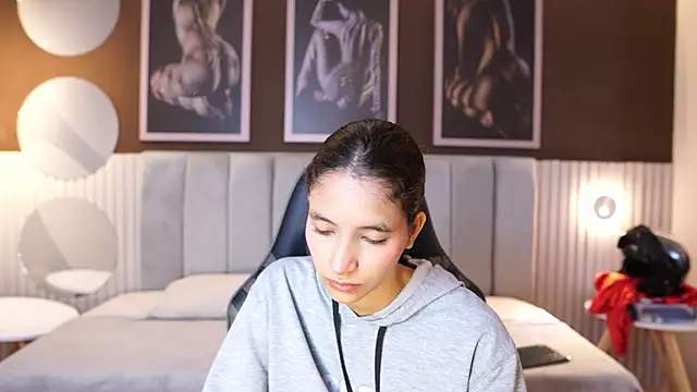 Snapshot of pinkloly chatting on October 10, 7:46 pm pinkloly online show from October 10, 7:46 pm