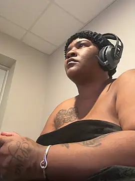 Snapshot of honestlychina chatting on April 3, 10:46 am honestlychina online show from April 3, 10:46 am