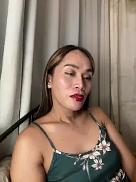 RomanticPearlTS online show from March 14, 1:05 pm