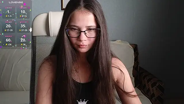 LuciaSenual online show from October 16, 3:35 pm
