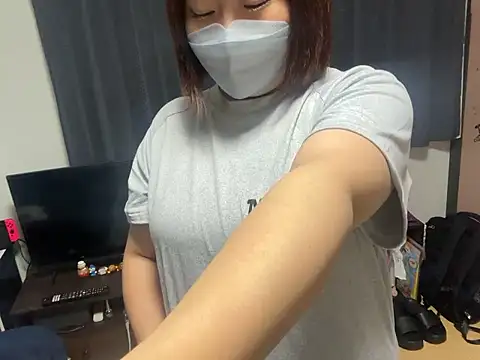 hima-wari0707 online show from April 4, 11:40 am