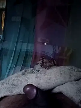 Snapshot of m11a2f3a4z5 chatting on March 2, 1:08 am m11a2f3a4z5 online show from March 2, 1:08 am