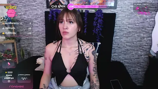 nicollegp online show from May 11, 8:17 pm