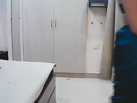 elize   online show from September 11, 5:29 am