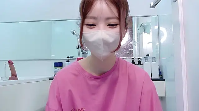 Ema o0 chan online show from July 7, 2:10 pm