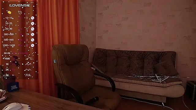 Milla Vanilla  online show from February 13, 12:01 pm