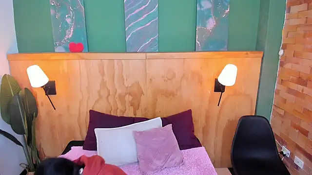 milavega  online show from December 4, 12:03 pm