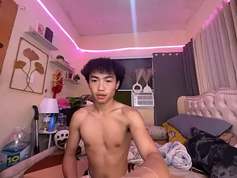 yourhotpinoy online show from May 29, 1:20 pm