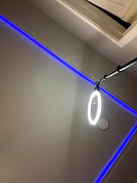 Ranthru13 online show from November 5, 9:59 pm