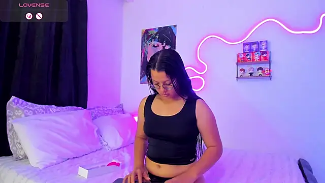 Snapshot of Dilan_and_Mia chatting on October 11, 5:00 pm Dilan and Mia online show from October 11, 5:00 pm