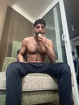 Snapshot of harry786123 chatting on March 11, 3:01 am harry786123 online show from March 11, 3:01 am