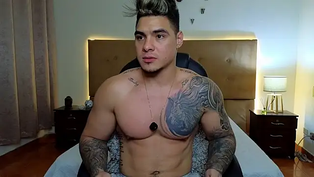 Steven Velez online show from September 21, 12:56 am