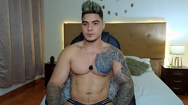 Steven Velez online show from September 30, 12:59 am