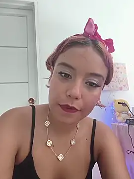 Snapshot of TamaraMera chatting on April 26, 8:17 pm TamaraMera online show from April 26, 8:17 pm