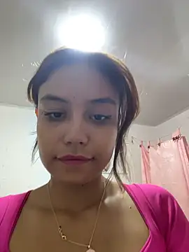 Snapshot of TamaraMera chatting on June 18, 12:11 am TamaraMera online show from June 18, 12:11 am