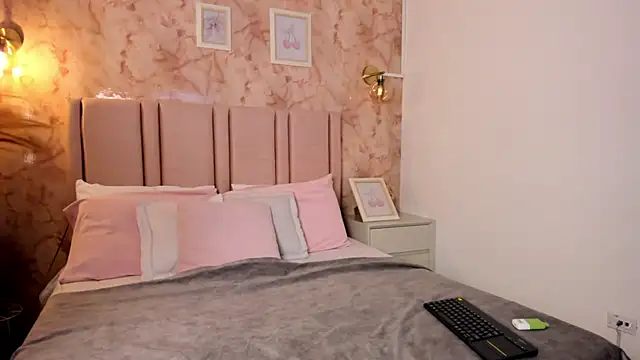 Widny Beaumont online show from November 13, 3:49 am