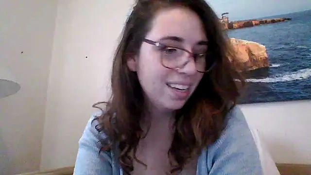 Snapshot of sweetsocalgirl chatting on April 25, 12:46 am sweetsocalgirl online show from April 25, 12:46 am