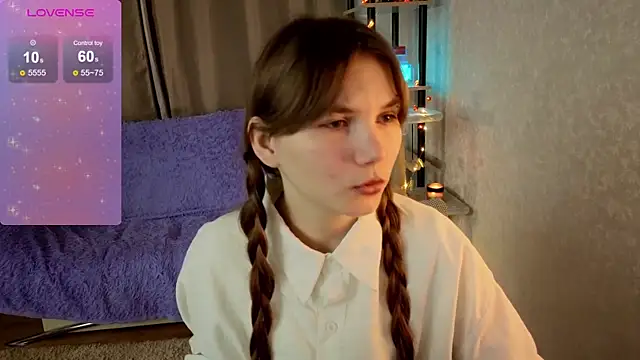 Snapshot of Nika_OMG chatting on November 5, 8:20 pm Nika OMG online show from November 5, 8:20 pm