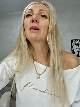 Monna online show from December 23, 3:01 pm