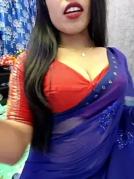 Snapshot of priya_26 chatting on January 7, 9:12 am priya 26 online show from January 7, 9:12 am