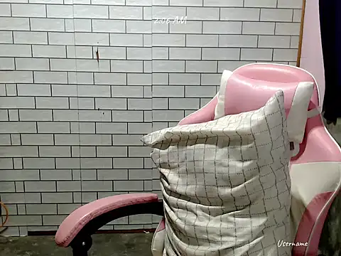 Snapshot of Rainea149 chatting on February 26, 6:07 pm Rainea149 online show from February 26, 6:07 pm