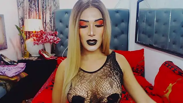 Snapshot of Mistress4fun chatting on March 16, 5:55 am Mistress4fun online show from March 16, 5:55 am