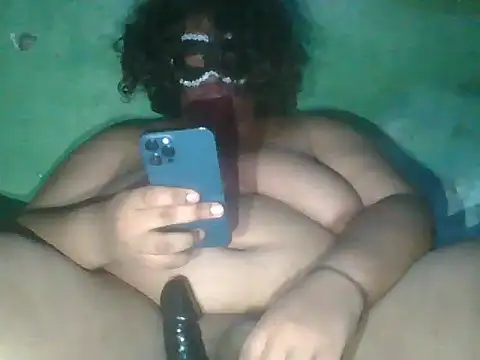 Snapshot of yo21zxz chatting on May 29, 3:37 am yo21zxz online show from May 29, 3:37 am