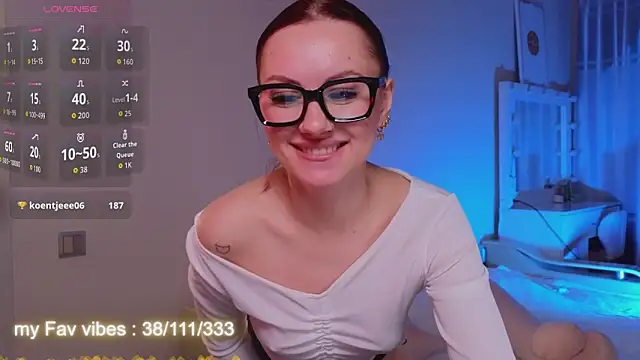 Snapshot of Ginger_Jessy_ chatting on April 28, 7:46 am Ginger Jessy online show from April 28, 7:46 am