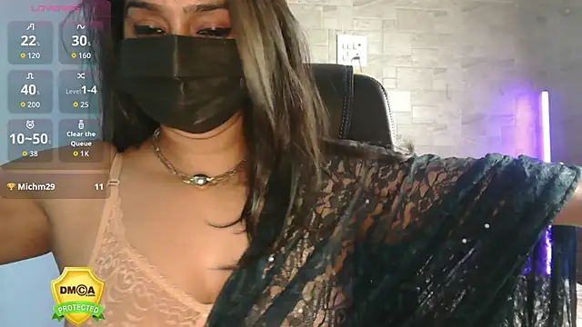 Snapshot of shy_saloni chatting on September 10, 9:09 am shy saloni online show from September 10, 9:09 am