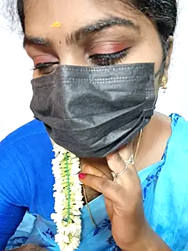 Snapshot of Tamil_Princess12 chatting on July 11, 8:28 am Tamil Princess12 online show from July 11, 8:28 am