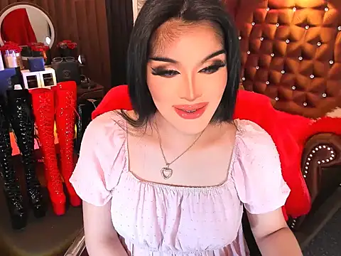 Snapshot of devongarcia chatting on October 27, 8:29 am devongarcia online show from October 27, 8:29 am