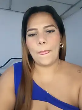 Snapshot of camila_rogue chatting on September 9, 2:05 pm camila rogue online show from September 9, 2:05 pm