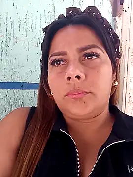 Snapshot of camila_rogue chatting on October 19, 1:01 pm camila rogue online show from October 19, 1:01 pm