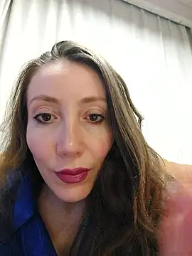 HellaryTourent online show from January 17, 5:49 pm