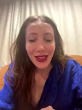 HellaryTourent online show from January 18, 2:54 pm