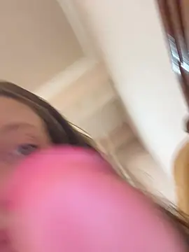 HellaryTourent online show from February 26, 7:24 pm